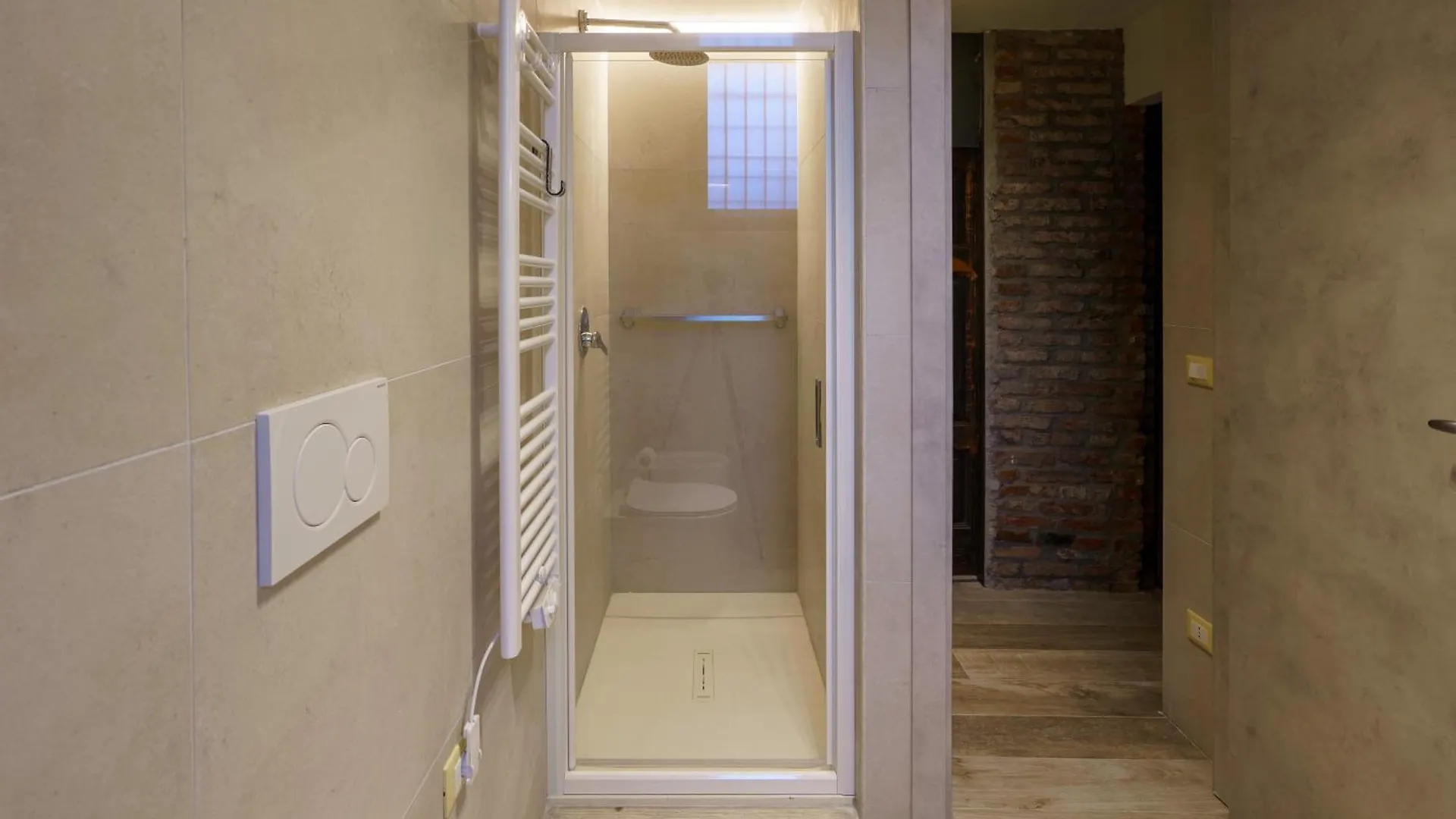 Green Moon-Emme Loft Milaan